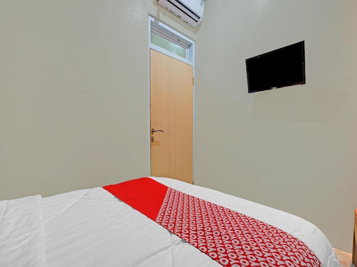 Oyo 90804 Oma Uti Homestay Syariah Jogyakarta Zewnętrze zdjęcie